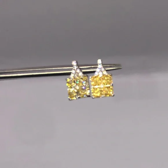 2ct Canary Earrings - Picture 5 of 12